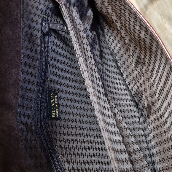 Eel Skin Leather Pleated Shoulder Bag Clutch, Korea - Picture 4 of 13